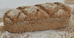 Chleb foremkowy, razowy z otrębami